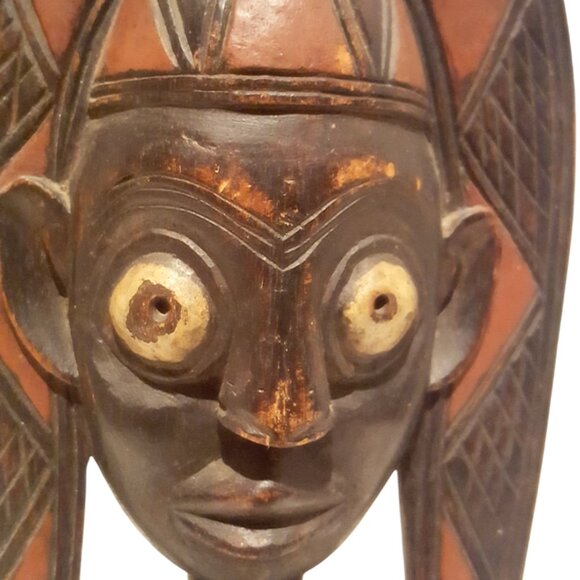 Vintage African Wood Statue, Collectible African Art, African Home Decor - Picture 4 of 15